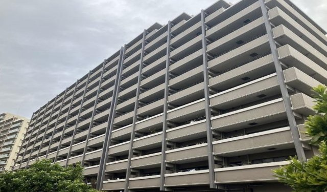 コスモシティ能見台7番館【仲介手数料無料】の外観