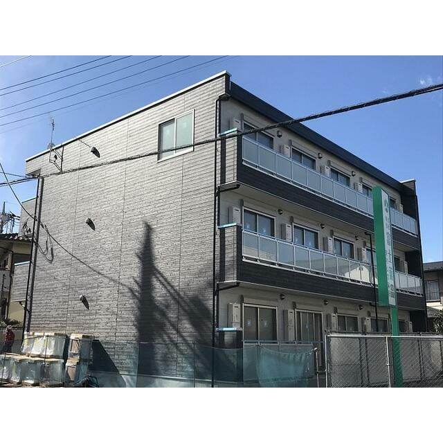 メゾンドレストの外観