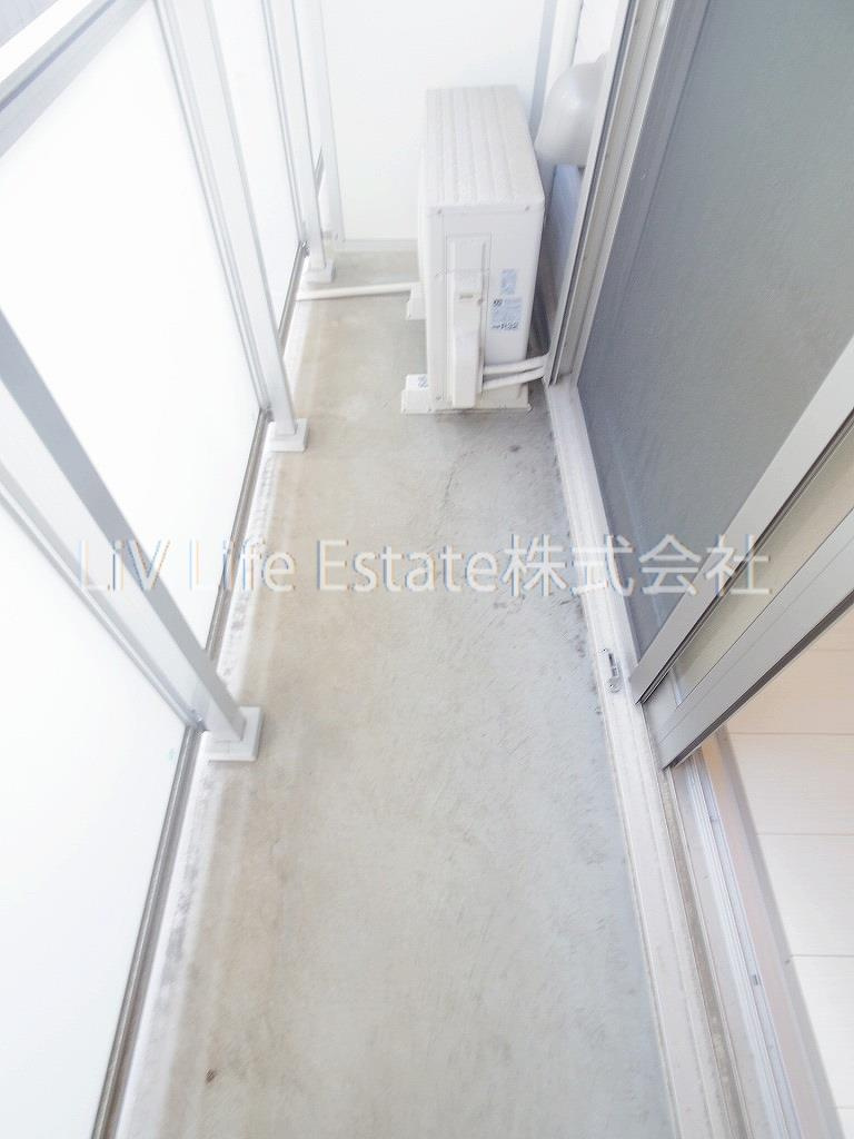 メゾンドレストのバルコニー