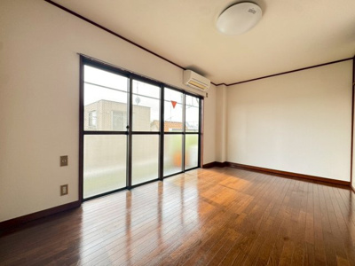 【洋室】 | エスポワール多摩