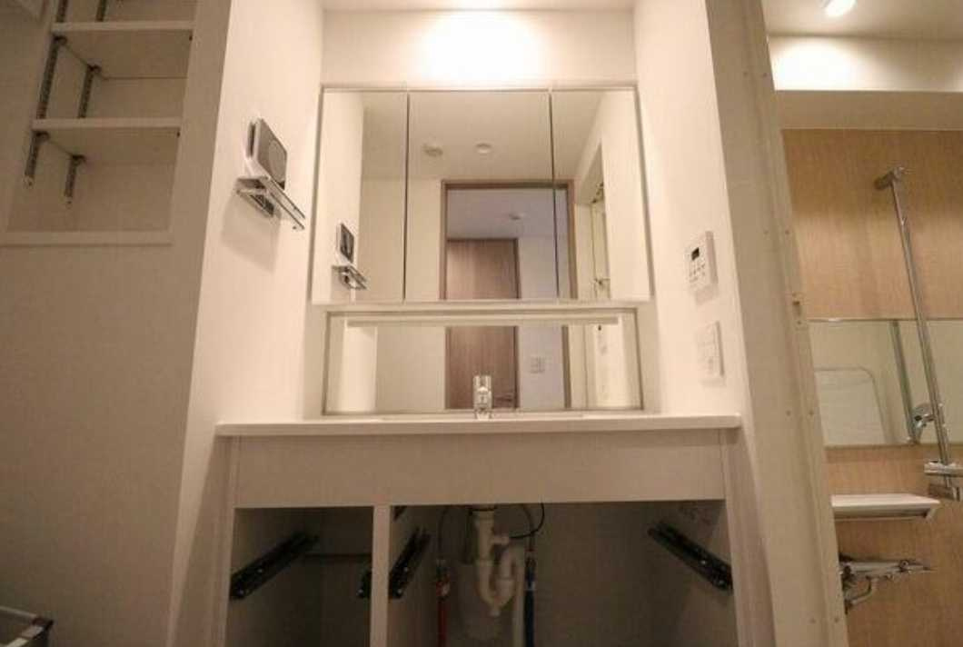 ベルファース駒沢三丁目　礼金0　フリーレント2か月　築浅の洗面所