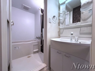 【洗面所】 | Annex CoCo | ゆったりとスペースのある洗面所