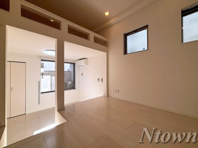 【その他】 | CASA1 | ゆったり過ごせる居間です