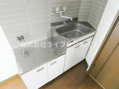 【キッチン】 | 丸石ビル