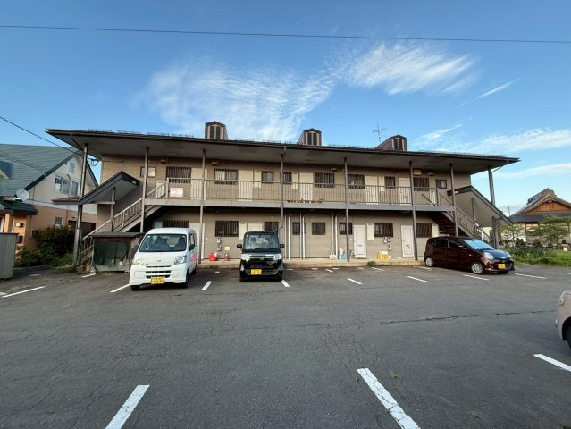 山形県西村山市　一棟の駐車場