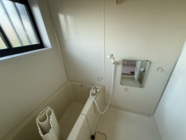 山形県西村山市　一棟の浴室