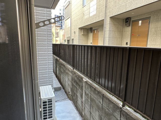 ルナーリア中野のバルコニー