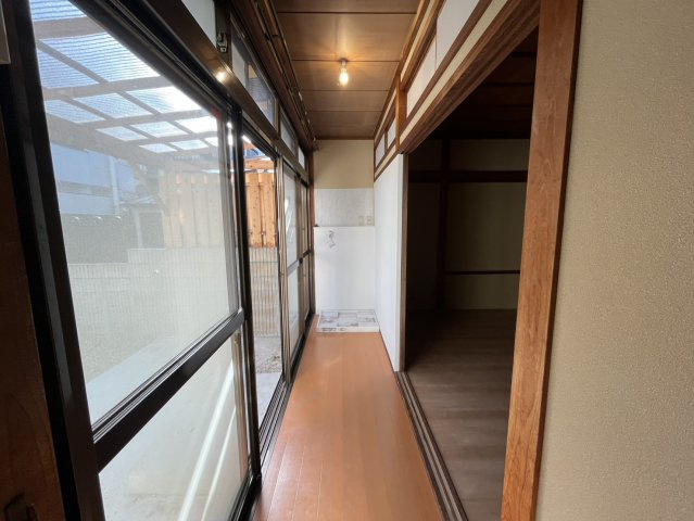 桂艮町一戸建のバルコニー