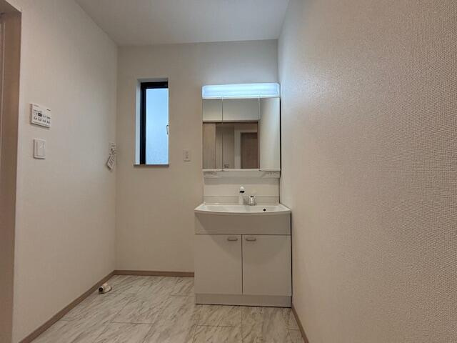 ハートフルタウン上戸祭町２期　新築一戸建ての独立洗面台