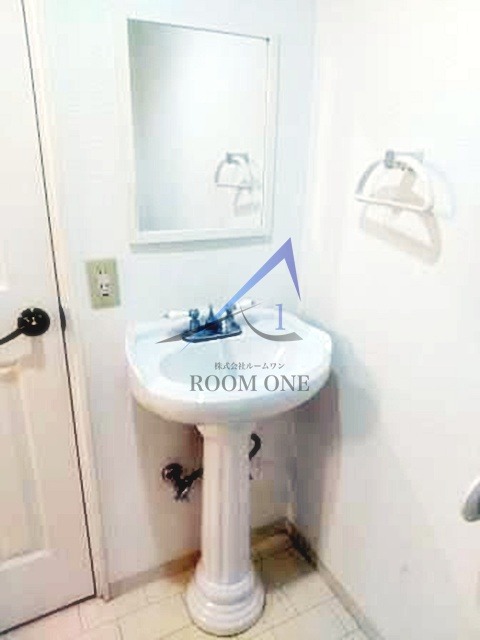 セボセボ町屋Ｂ棟の居間・リビング|洋室のお部屋です。