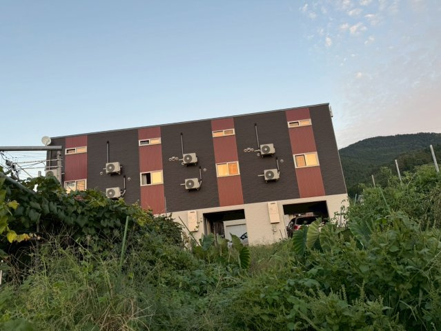 山形県村山市　一棟の外観パース