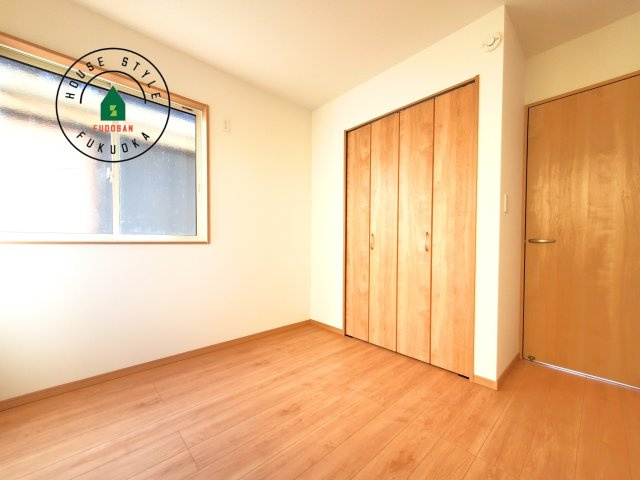 福岡市東区青葉6丁目第1-2棟（B号棟）の内観：施工例|ゆとりの洗面スペースで朝の身支度もスムーズに。暮らしを快適に変えるシャワー付洗面台です！