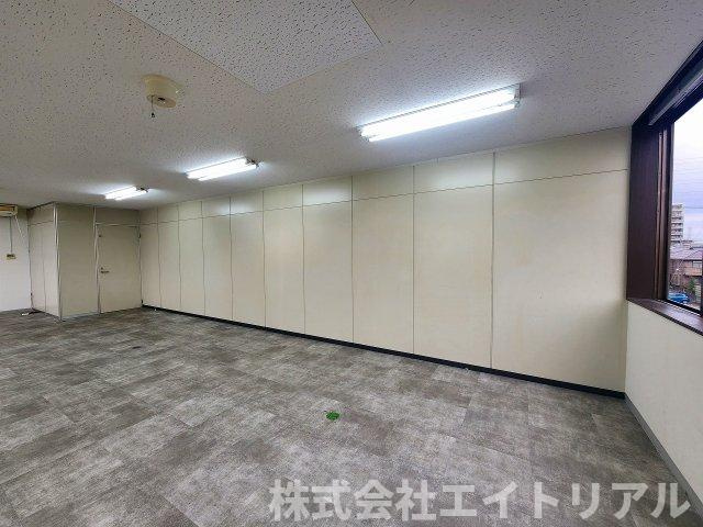 大脇ビルの内装