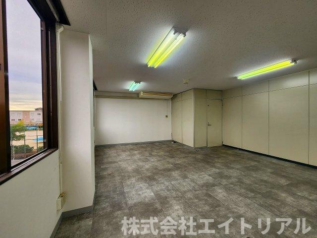 大脇ビルの内装