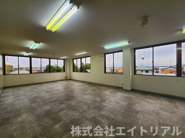 大脇ビルの内装