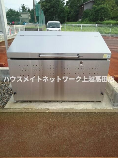 レ・セーナのその他|ゴミステーション
