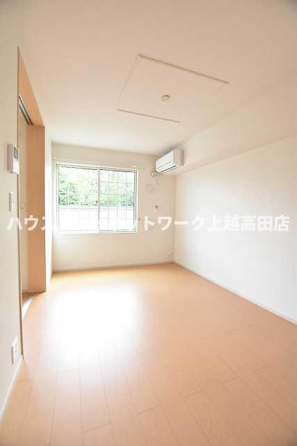 レ・セーナの居間・リビング|LDK
