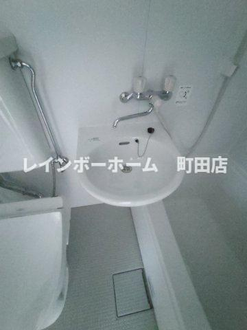 ライオンズマンション桜ヶ丘駅前※初期費用分割あと払いサービス利用可能物件の洗面所|脱衣スペースもあります