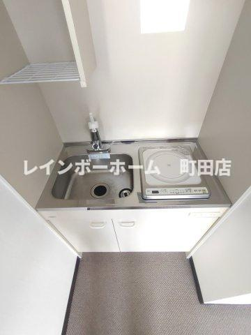 ライオンズマンション桜ヶ丘駅前※初期費用分割あと払いサービス利用可能物件のキッチン|きれいなキッチンです
