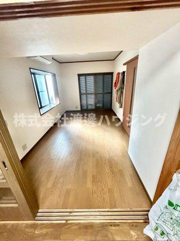 八尾木北3丁目一戸建の寝室