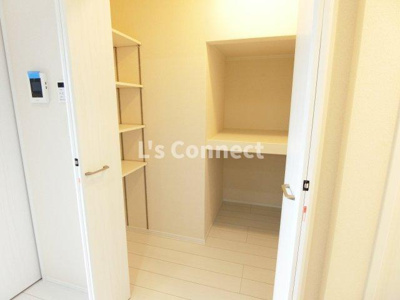 【収納】 | ＳＯＬ・ＴＥＬＬＡＺＡ | ウォークインクローゼットもあります。