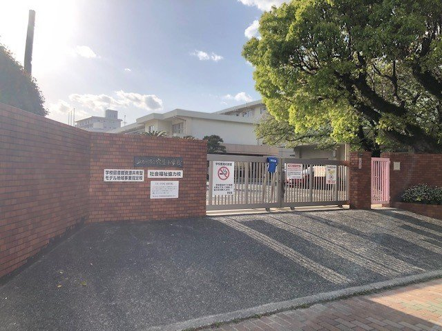 グラース　メゾンの周辺|穴生小学校まで40m