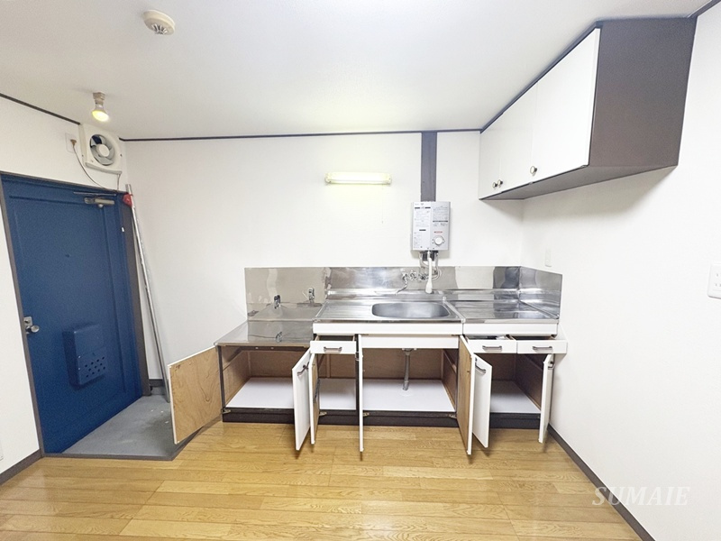 佐々木マンションのキッチン|キッチン収納です☆