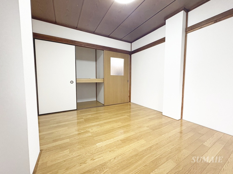 佐々木マンションの洋室|別角度から見た洋室です☆