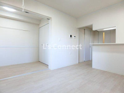 【内装】 | シャルマンヴィラ吉岡 | 居室と寝室を分けて生活できる１ＬＤＫ。