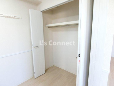 【収納】 | シャルマンヴィラ吉岡 | クローゼットでお荷物もすっきり収納。