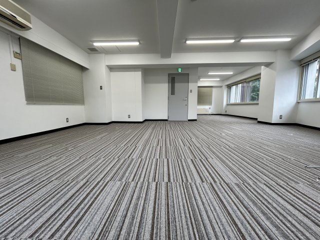 ＡＵＢＥ新川ビル　3Fの内装
