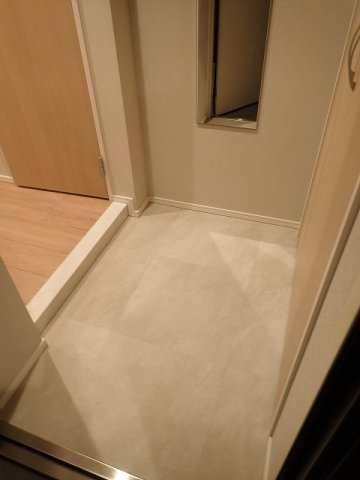 ロイジェント駒込六義園の玄関