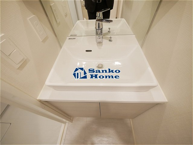 ドムス・スタイル浅草の洗面所