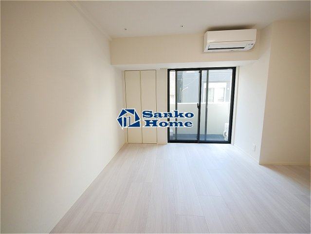 ドムス・スタイル浅草の居間・リビング