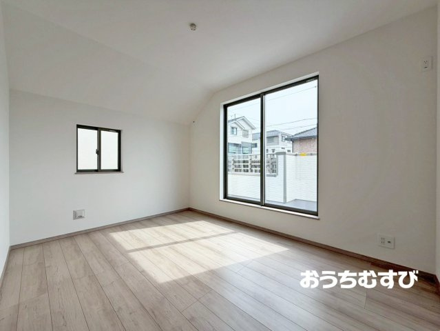 春日井市高森台4丁目（全2棟）の洋室