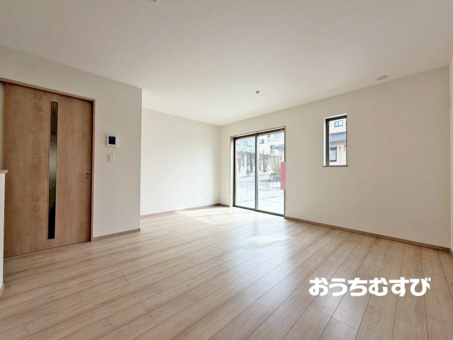 春日井市高森台4丁目（全2棟）の居間・リビング