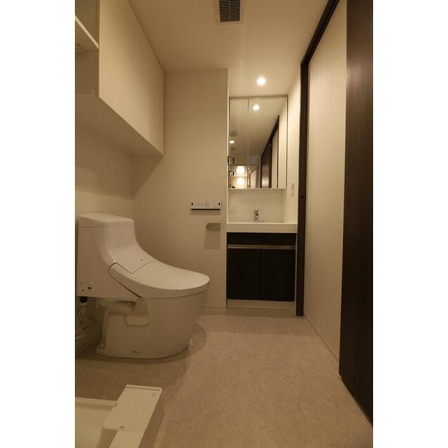 ジオエント御徒町の独立洗面台