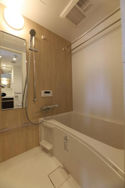 ジオエント御徒町の浴室