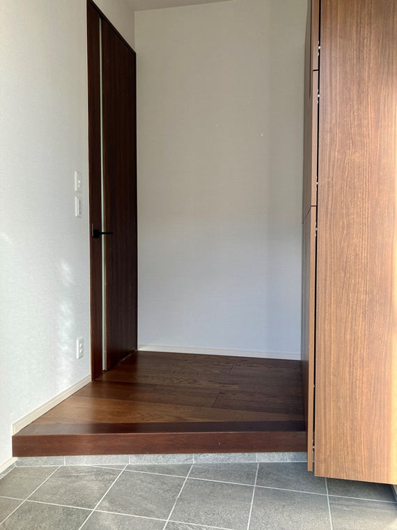 東寺方戸建のロビー