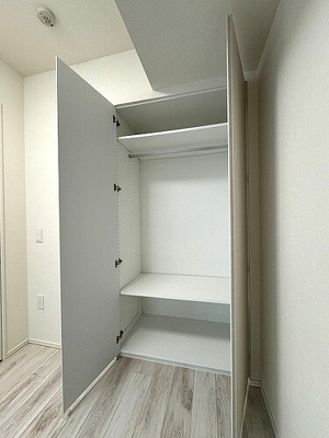 【収納】 | ライオンズ千代田岩本町ミレスーＫＤＡ | クロゼット　※2024年4月撮影