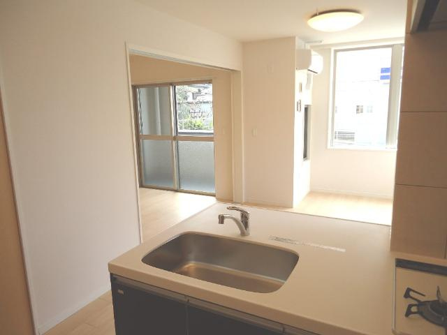 CASA　RIVIERA（カーサ　リヴィエラ）のキッチン|キッチン