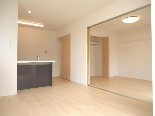 CASA　RIVIERA（カーサ　リヴィエラ）の居間・リビング|リビング