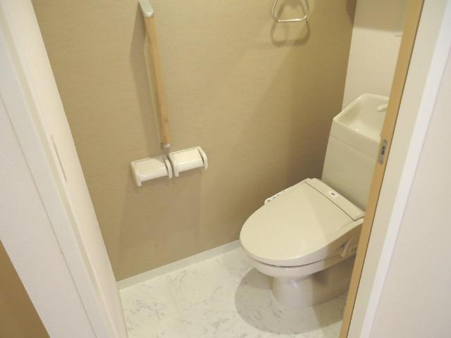 CASA　RIVIERA（カーサ　リヴィエラ）のトイレ|トイレ