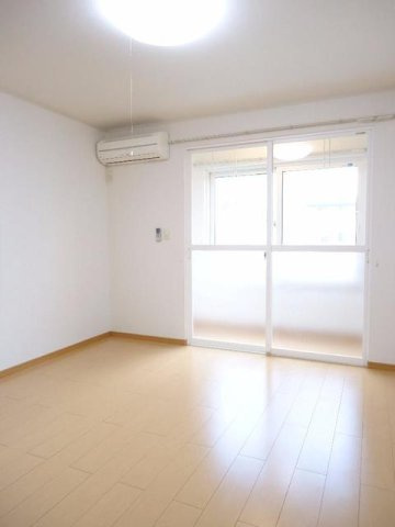 カームリー　Ⅲの内装