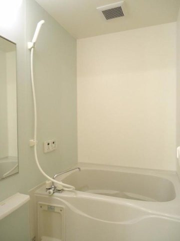 カームリー　Ⅲの浴室