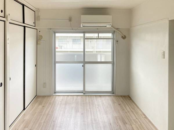 ビレッジハウス東金井1号棟の居間・リビング|ビレッジハウスの同一物件・同一タイプの間取りの写真です