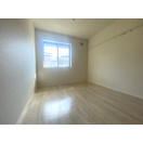 【居間・リビング】 | フラットコートⅡ | 同タイプの別部屋の写真です。