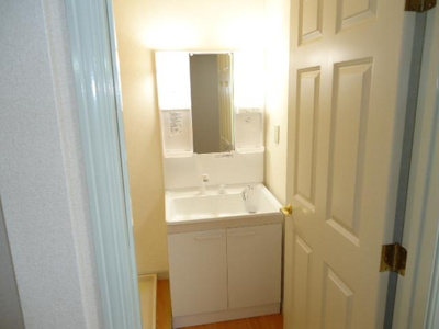 【洗面所】 | メゾンコリーヌ | 洗髪洗面化粧台