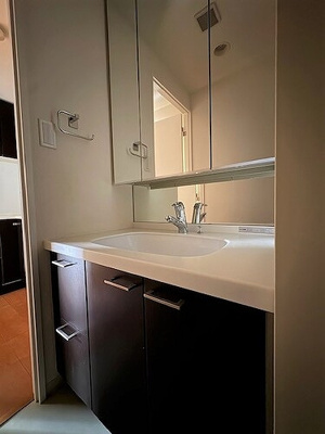 【洗面所】 | アトラス白山 | 洗面台　内装後