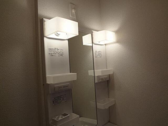 オリエンス弐番館の洗面所